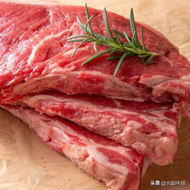 牛排摆盘花样图片，原来煎牛排可以如此简单