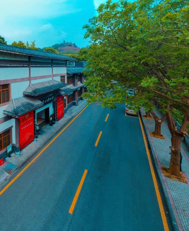 达州凤凰山景点介绍，云赏达州凤凰山