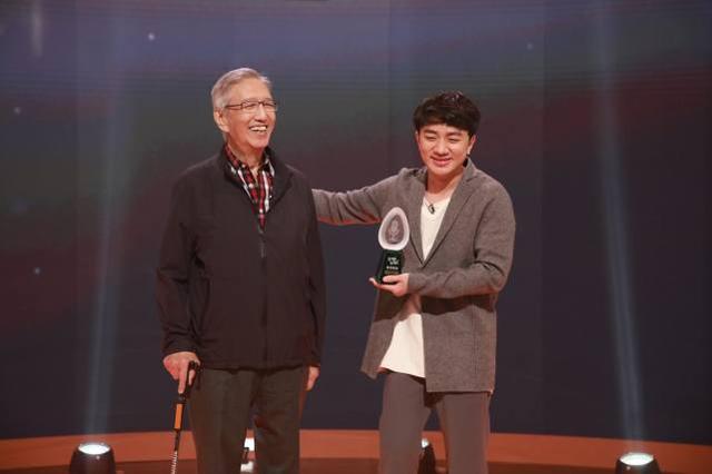 周星驰十大丑配角，周星驰御用配角卢雄病逝