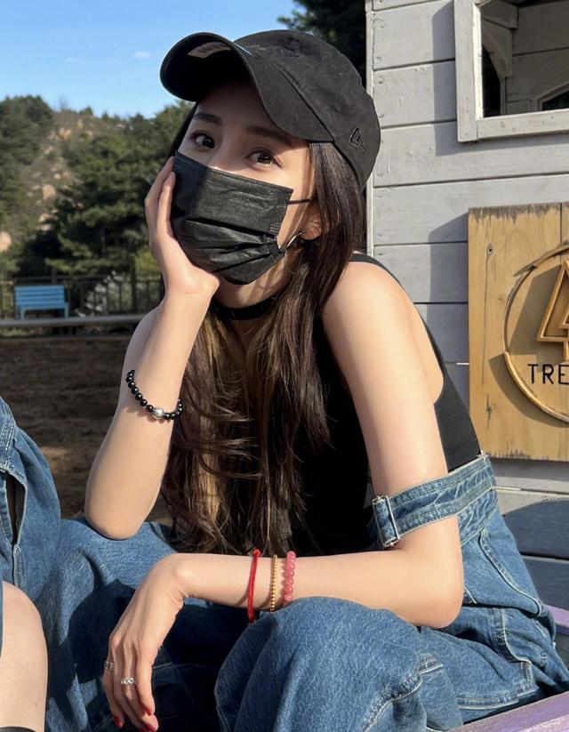 杨幂的生日多少，杨幂36岁生日且出道20周年