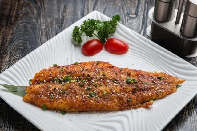 烤鱼一般用什么鱼，烤鱼一般烤的什么鱼