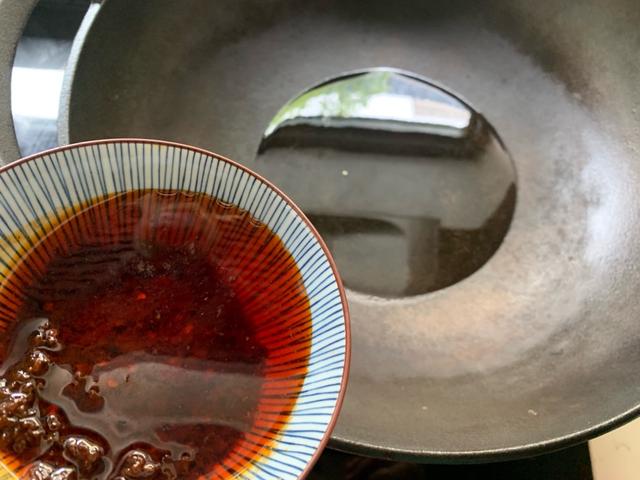 麻辣鱿鱼须的做法，麻辣鱿鱼须零食做法