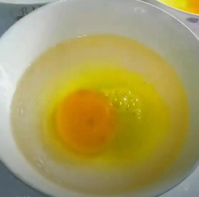 煮荷包蛋最简单方法，蒸煮荷包蛋小窍门