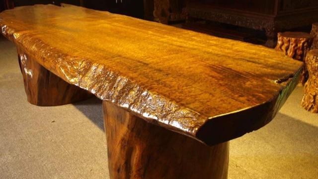 老农有座祖传金丝楠木屋，湖北一金丝楠木屋估值8亿