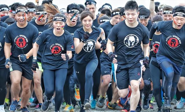 青春期里的赵奕欢，初代女神赵奕欢