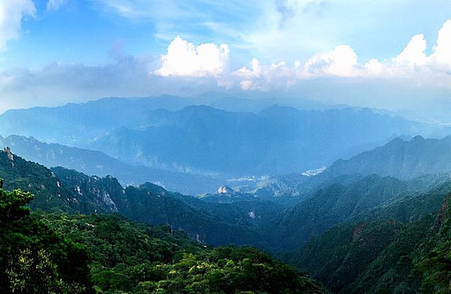 江西省各个地方旅游景点，热门景点和小众秘境一网打尽