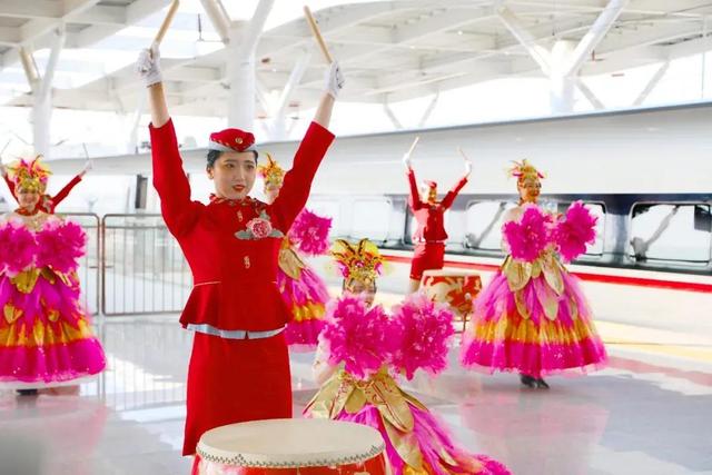 鲁南高铁线路图站点，鲁南高铁重镇车站