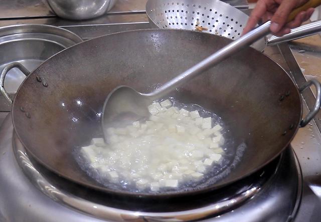 中秋家宴菜谱12个菜，中秋家宴6菜1汤已备好