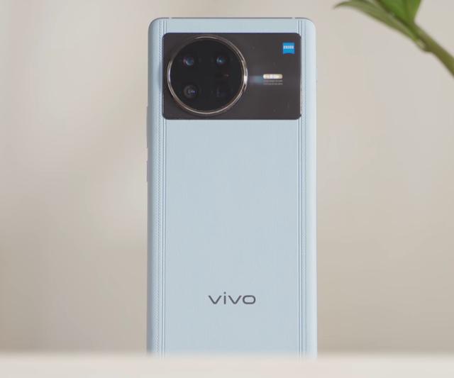 oppo千元机，oppo和vivo千元机哪款性价比高