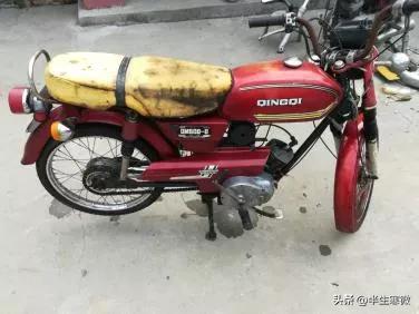 厦门轻骑摩托车，轻骑摩托车种类介绍（轻骑牌15型摩托车送电报的摩托车）