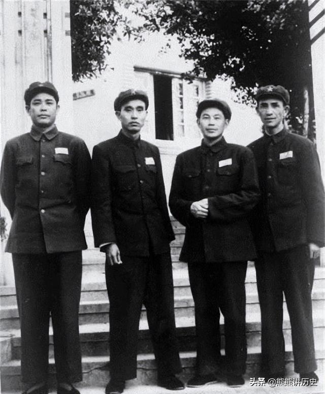 原来一个兵团有几个师，在16个主力兵团中
