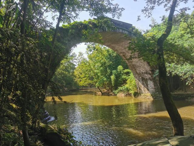 重庆万州第一大瀑布，婚外感情中男人追女人是一种什么样的心态
