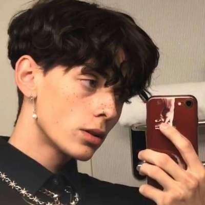 ins风欧美男生头像最新版，头像欧美男生阳光帅气