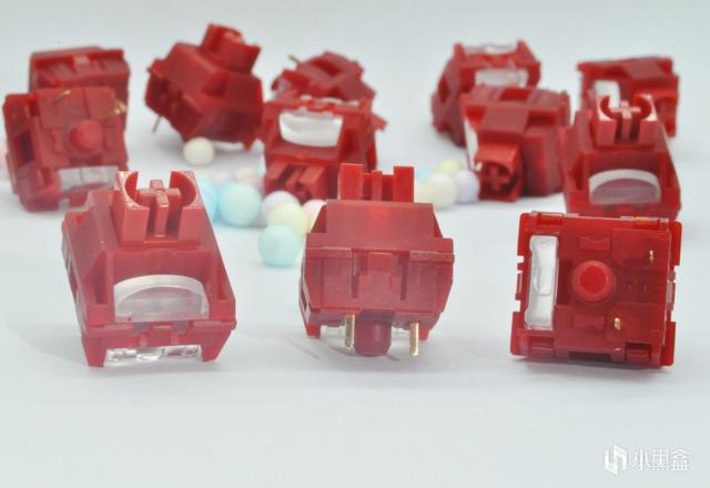 机械键盘推荐100-200 黑轴，樱桃轴已死谁在蹦迪