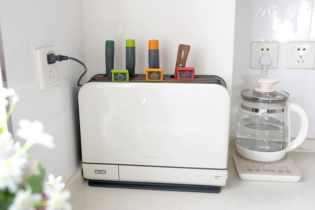 家居清洁电器好物推荐，盘点8款家里各个角落会用到的清洁电器