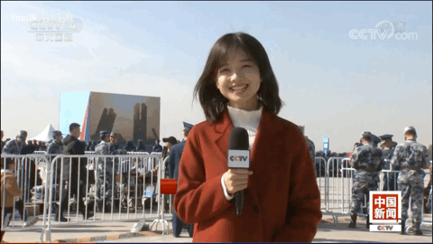 央视女记者和王冰冰一起爆红，央视又一美女记者走红