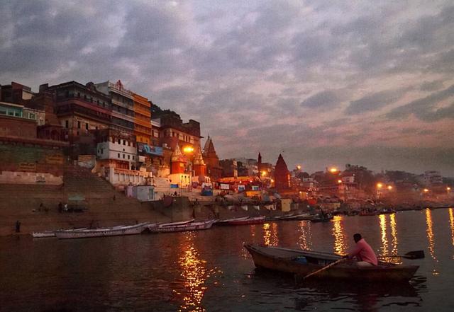 印度鲶鱼泥土里也能活，印度恒河的怒吼