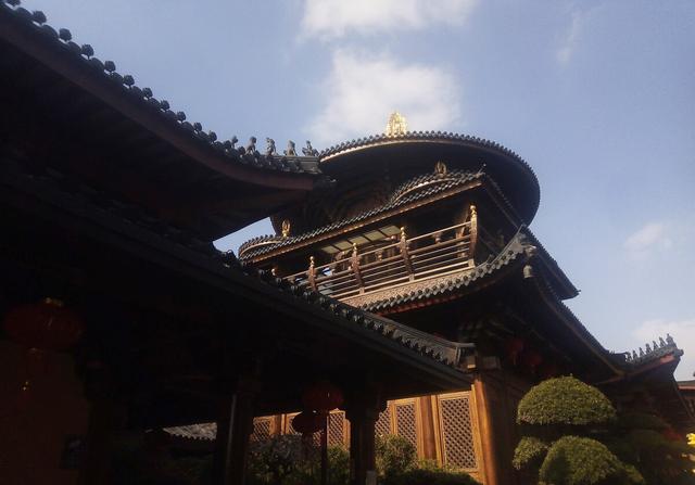 上海龙华寺好玩吗，上海古刹龙华寺