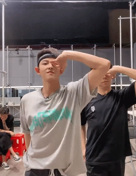 她凭什么被称为南韩第一真人芭比，来看看lisa的颜值