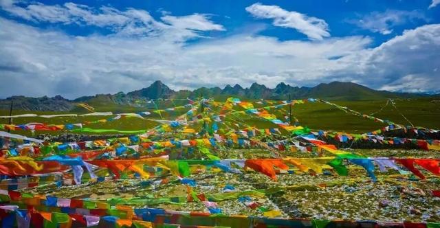 夏天去哪里旅游，夏天适合去哪里旅游避暑的地方（这些消暑纳凉地请收藏好）