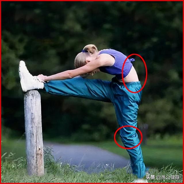 压腿的正确方法，练习压腿动作的正确方法