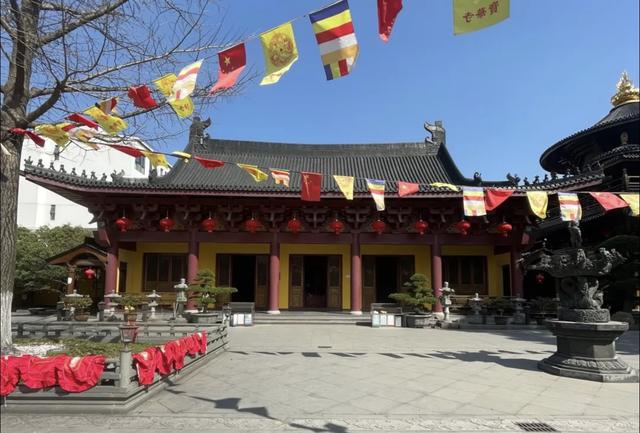 上海龙华寺好玩吗，上海古刹龙华寺