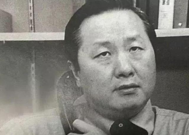 台积电的董事长张忠谋，台积电张忠谋身为美国华人