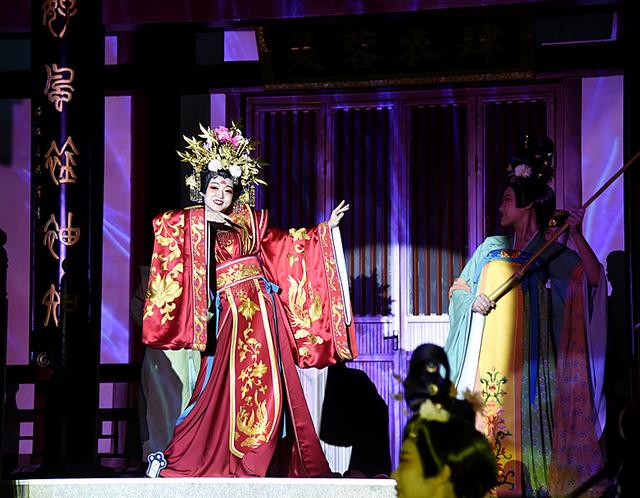 芙蓉园游玩攻略，春节大唐芙蓉园游玩攻略（大唐芙蓉园游玩攻略）