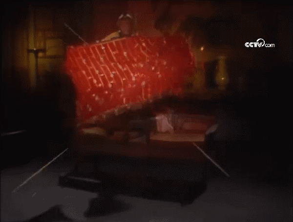 猪八戒取经路上使用的武器是什么，难怪猪八戒天天要分行李