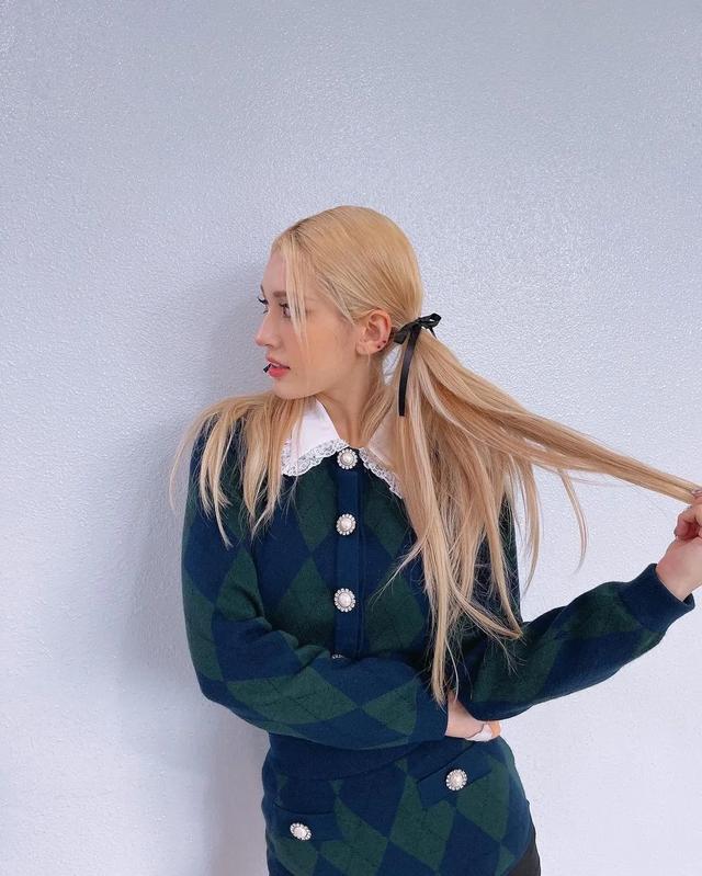 她凭什么被称为南韩第一真人芭比，来看看lisa的颜值