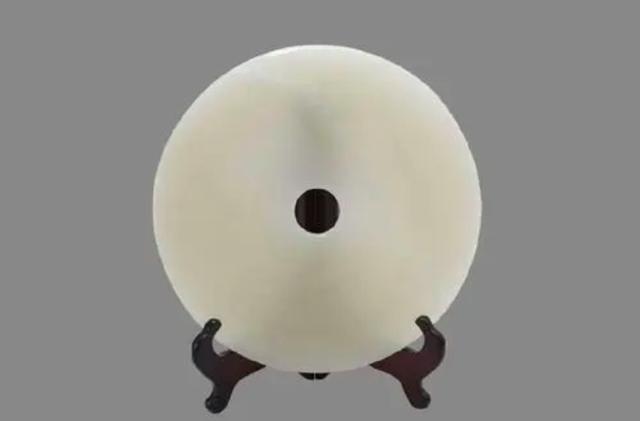 国宝和氏璧现在哪里，一块儿破石头为何能成为国宝