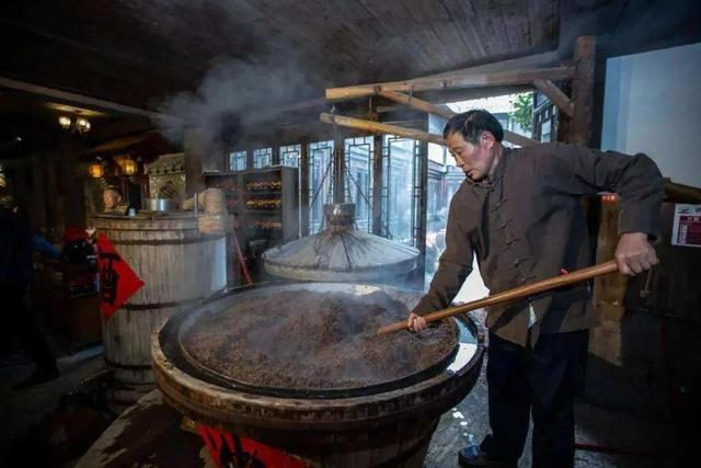 关东是指什么以东，各地闯关东人数（闯关东文化和东北的村）