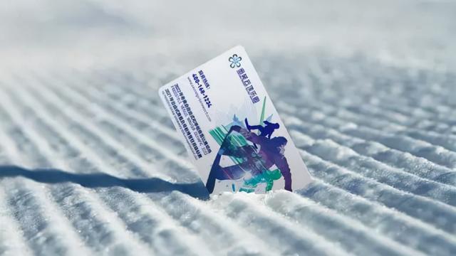 滑雪需要什么装备，想要去滑雪有哪些装备是必备的