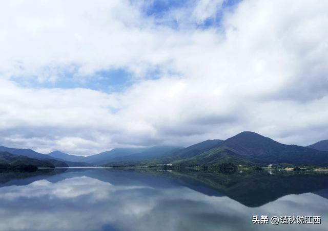 江西的山有哪些，江西的几座名山（庐山有“匡庐奇秀甲天下”之美誉）