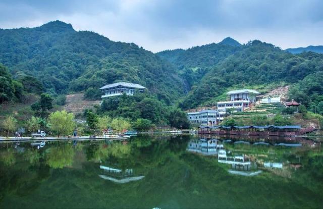 醉美泉州海岸线，到溜江踩沙逐浪去