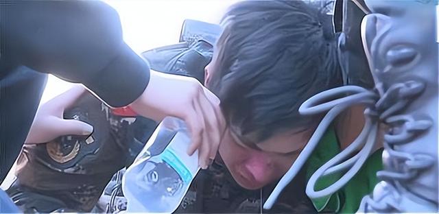 杨洋参加的综艺，杨洋参加过的综艺节目意外中毒（再不进组《花少5》就是你的归宿）