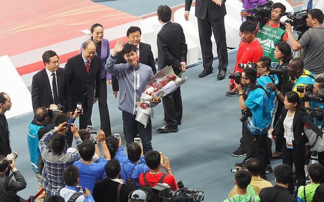 奥运官方发文庆祝刘翔生日，刘翔110米栏世界纪录保持了几年