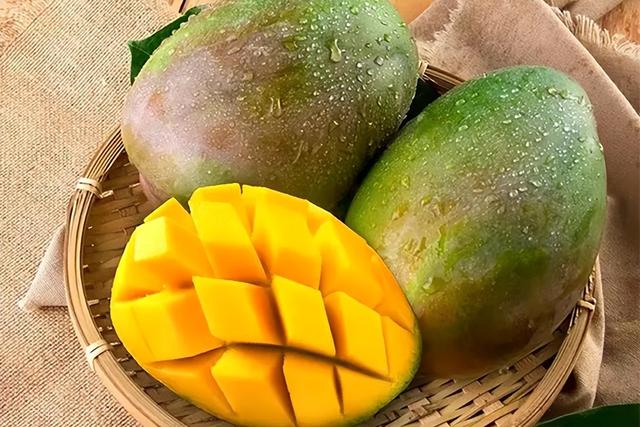 你知道芒果有哪些种类，常见15种芒果的区别及口感