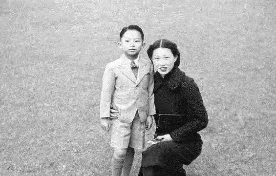 张学良子女还活着吗，94年张学良唯一活着的儿子回国