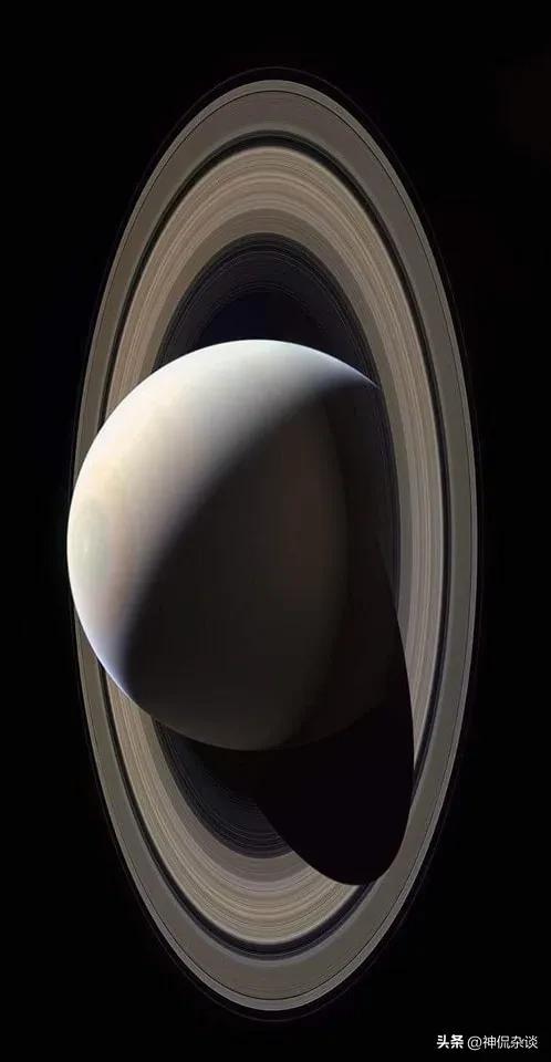 最罕见的10大天文奇观，22张精美天文图太阳系最高的山竟比珠穆朗玛峰还大三倍