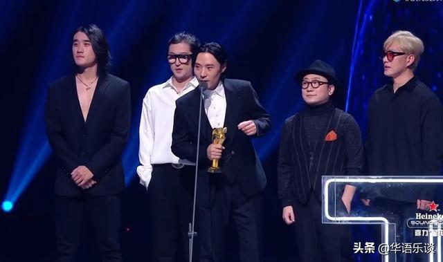 周深 周杰伦，十大歌手展现乐坛新格局