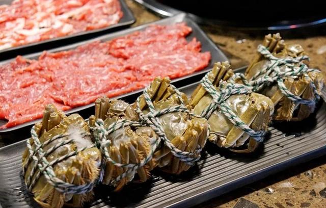 蓝环章鱼居然出现在火锅店，火锅店惊现剧毒蓝环章鱼