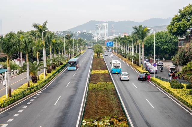 厦门市跟福州哪个面积大，福建小城市厦门