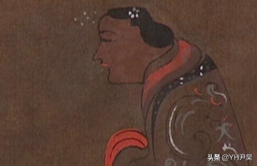 清代古墓发现奇怪女尸，历经百年五官却清晰可见