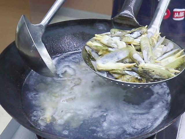地三鲜是哪三鲜，真正的地三鲜都是哪三鲜（地三鲜是哪三鲜）