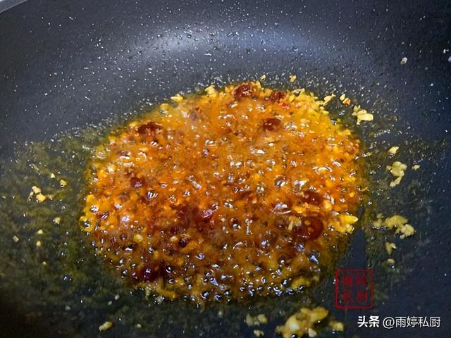 大虾怎么做最好吃，大虾怎么做才好吃又香（蒜蓉大虾的正确做法）