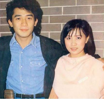 梁朝伟和刘嘉玲，梁朝伟刘嘉玲年轻时合照（酒到浓时香自溢。你为什么嫁我）