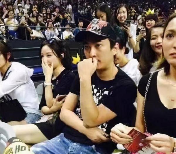 从马云门徒王思聪前女友，网红雪梨和王思聪合照