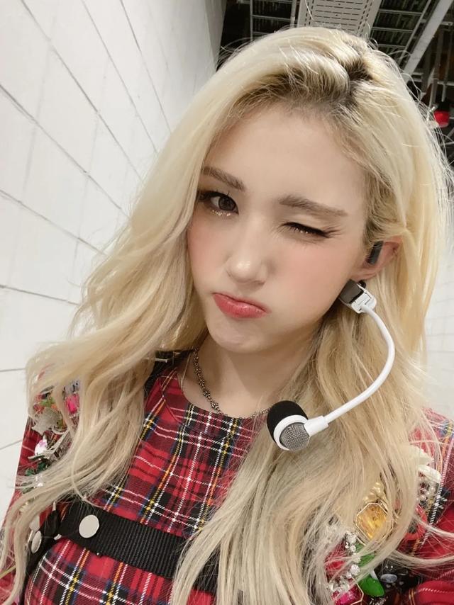 她凭什么被称为南韩第一真人芭比，来看看lisa的颜值