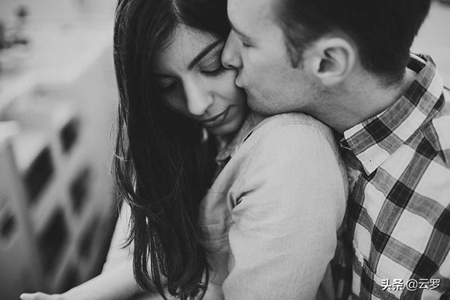 情侣拍照的姿势有哪些，情侣拍照的80个姿势